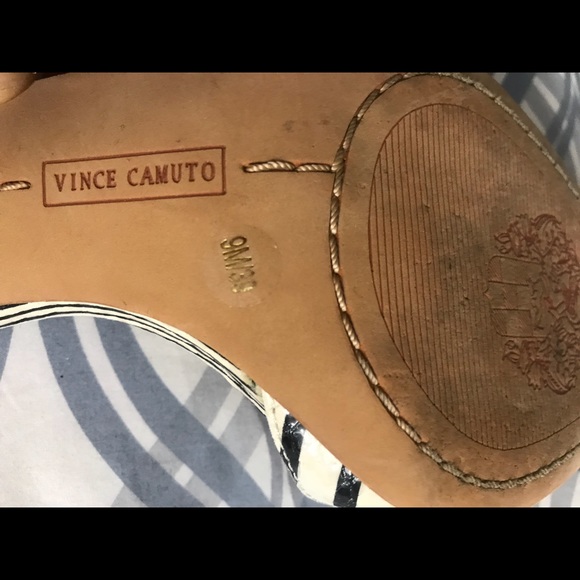 Two beautiful shoes - Picture 8 of 8